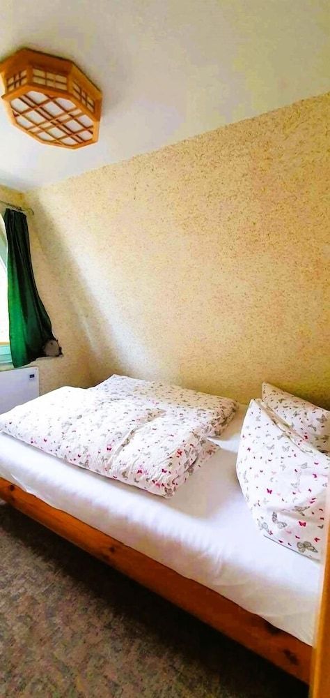 Bummeltime House Azalea