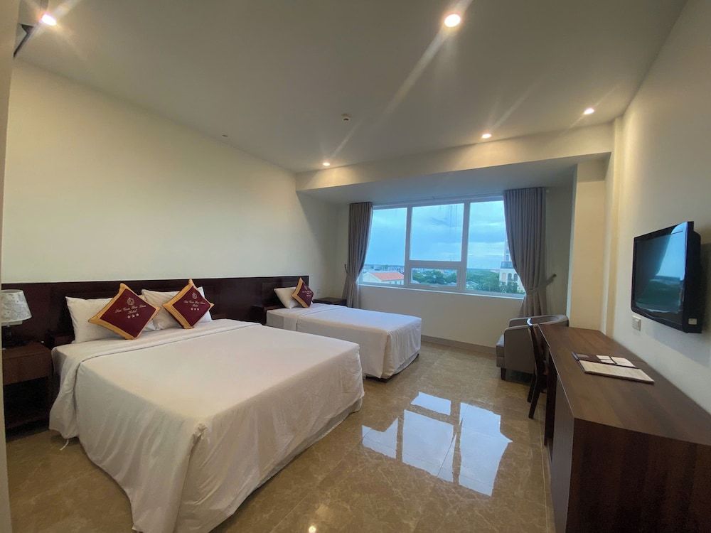 Sai Gon Bac Lieu Hotel Deluxe Triple Room 7