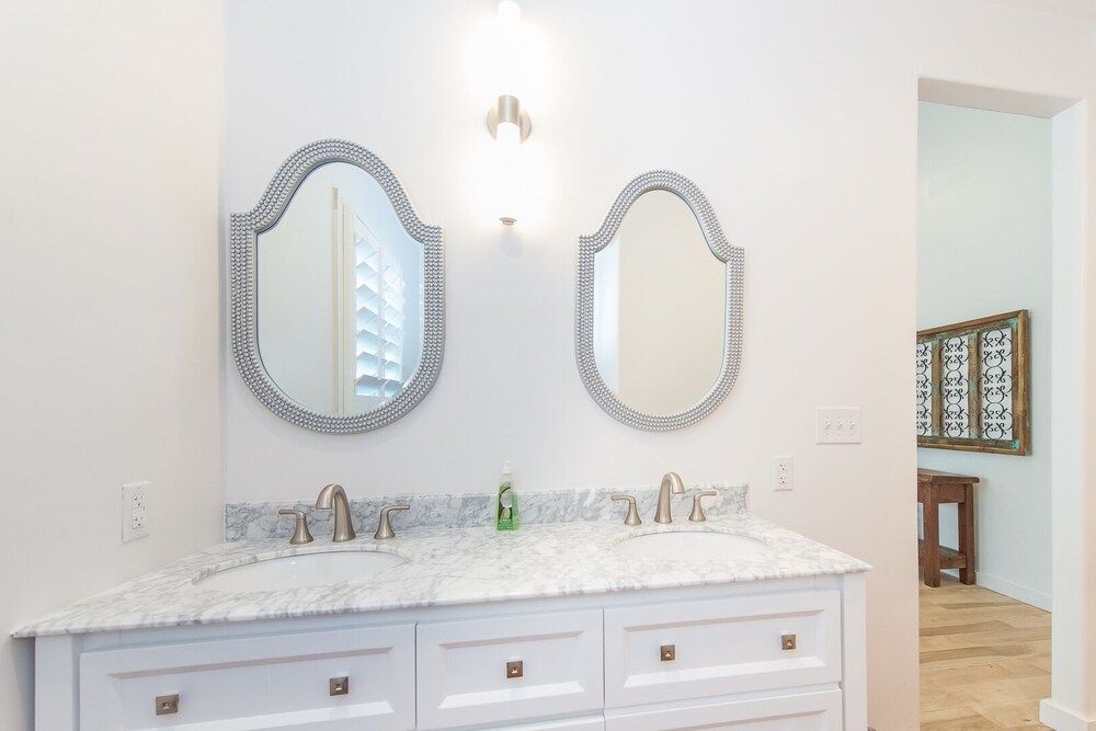 Benson Guest House Room 4 Hacienda 5