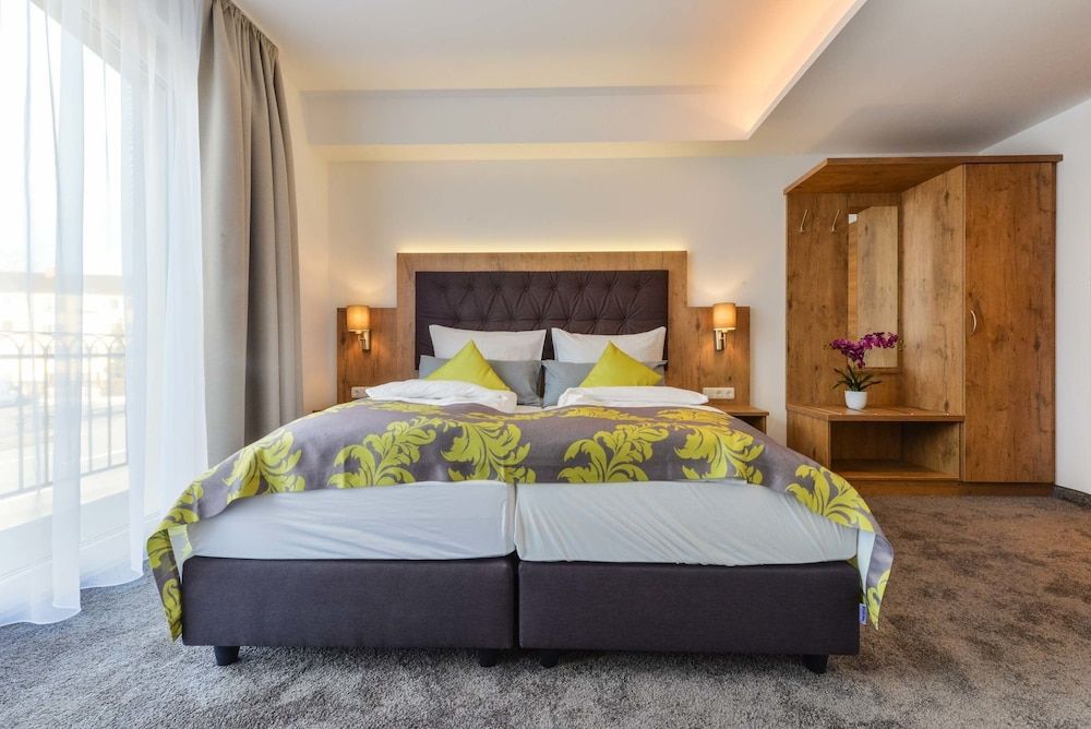 Haunstetter Hof Comfort Double Room Single Use
