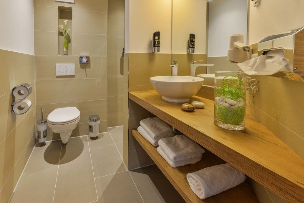 Haunstetter Hof Deluxe Double Room 6