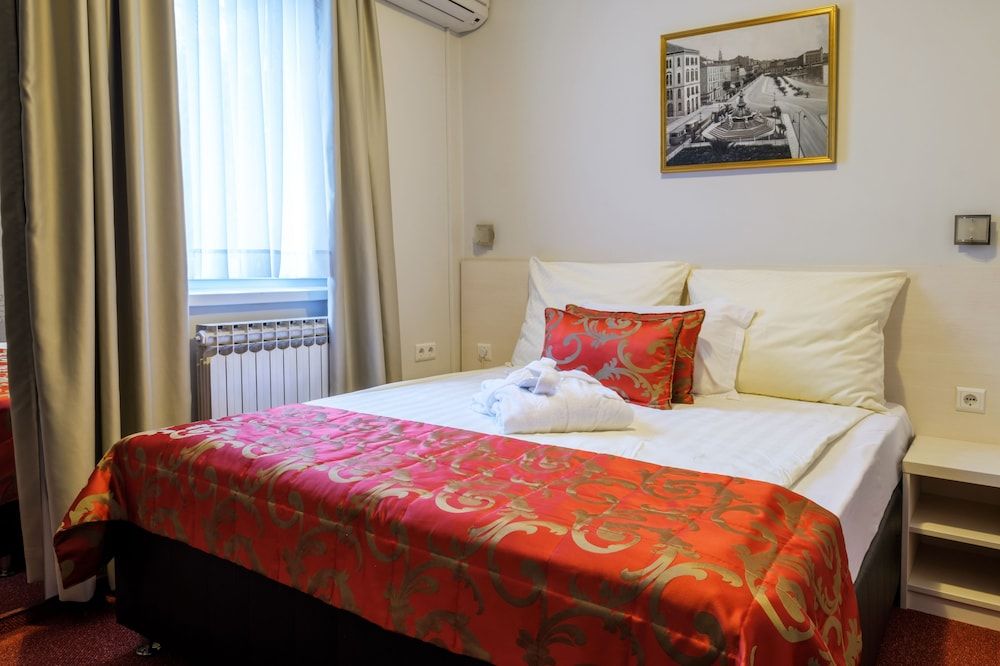 Hotel Villa Harmony Economy Double Room, Garden View 3