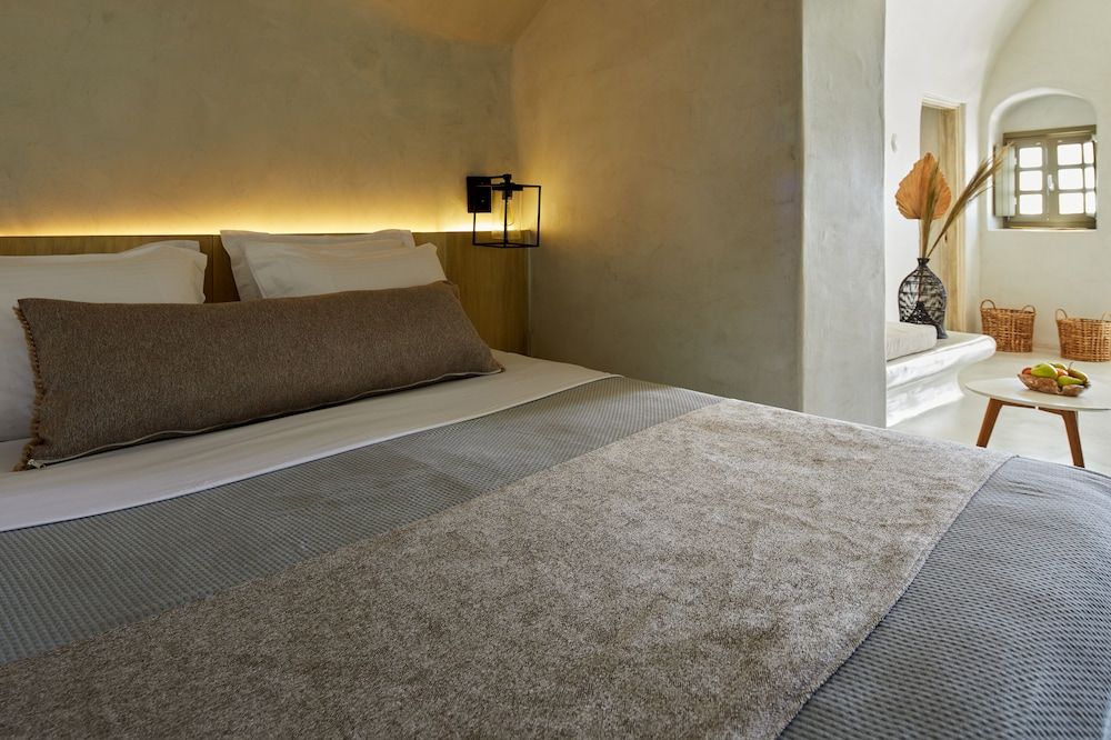 undefined Rhenia's Suites 6