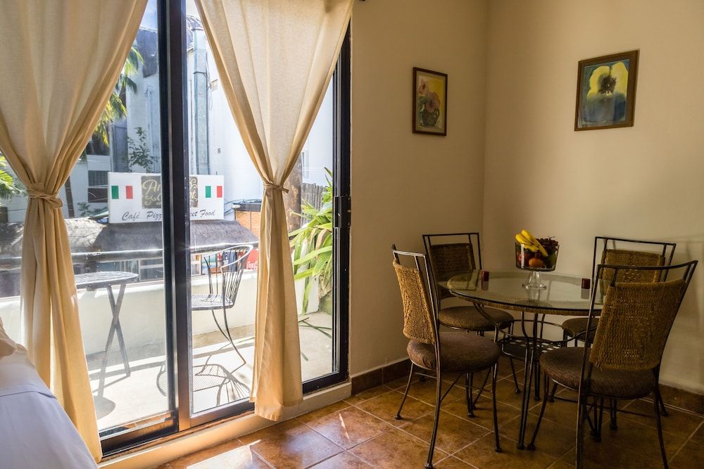 undefined Moonshine Hotel 7