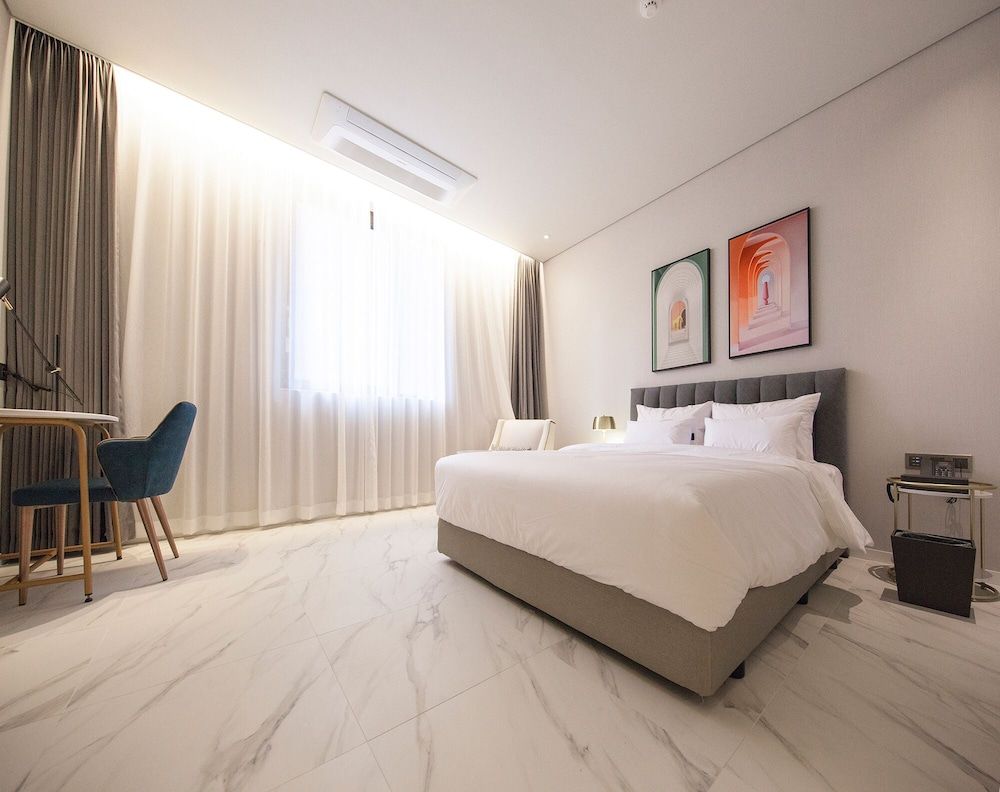 Hotel Londoner Yongwon Royal Suite 2