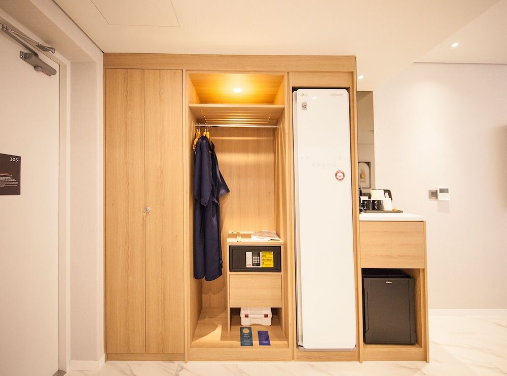 Hotel Londoner Yongwon Suite 11
