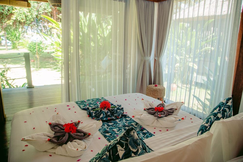 Traditional Bungalow, Ocean View
