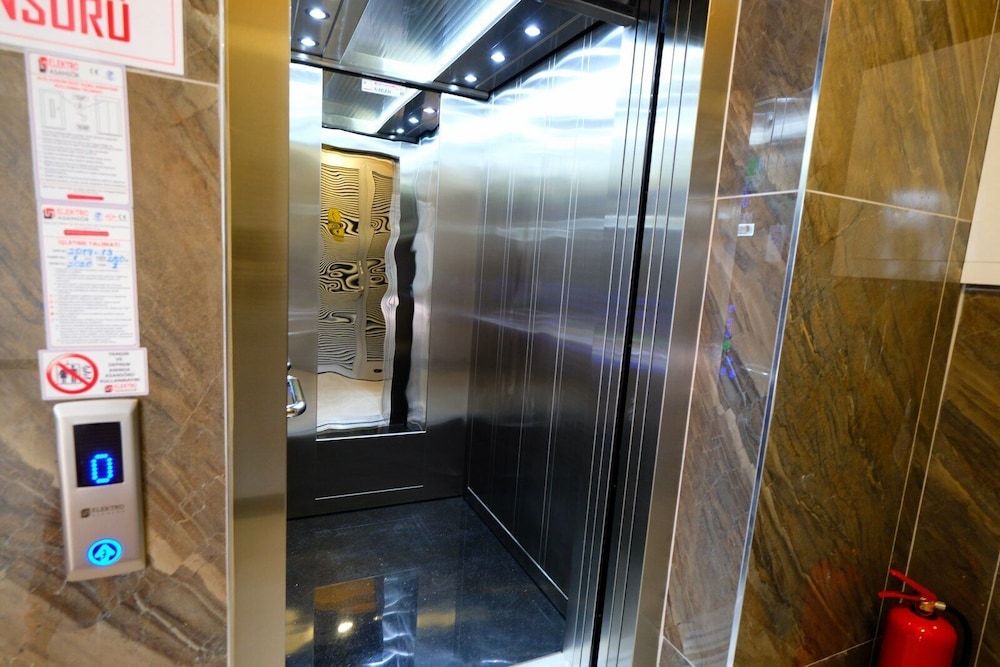 Elevator