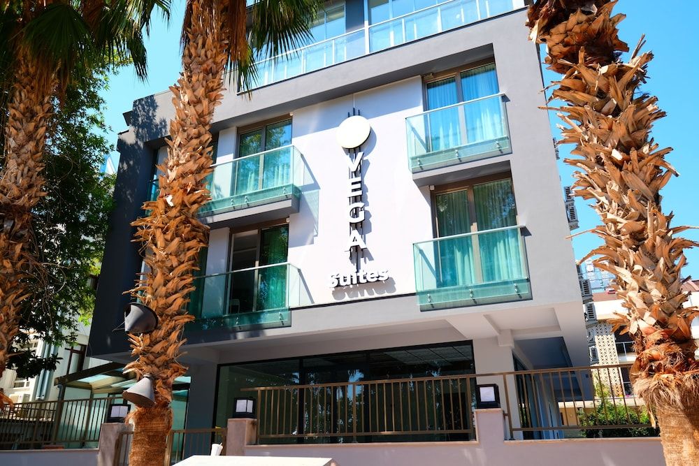 undefined Vega Suites 3