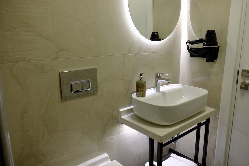 Vega Suites Deluxe Suite, 1 Bedroom 3