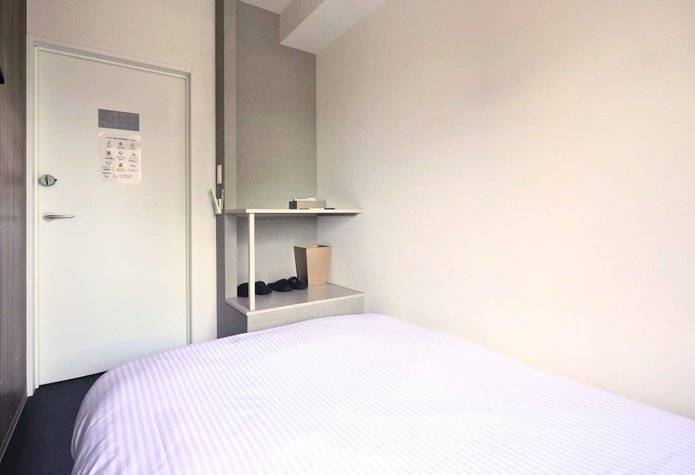 &AND HOSTEL MINAMISENJU Compact Double Room, Shared Bathroom 6