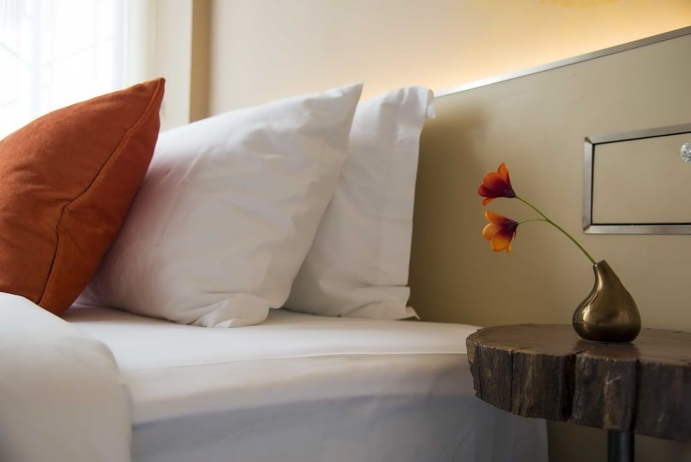 Dhevi Bangkok Hotel Standard Double Room 2