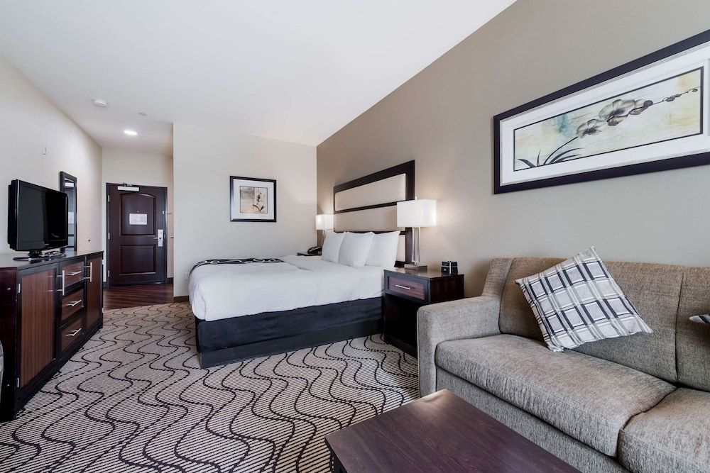 Deluxe Suite, 1 King Bed, Non Smoking
