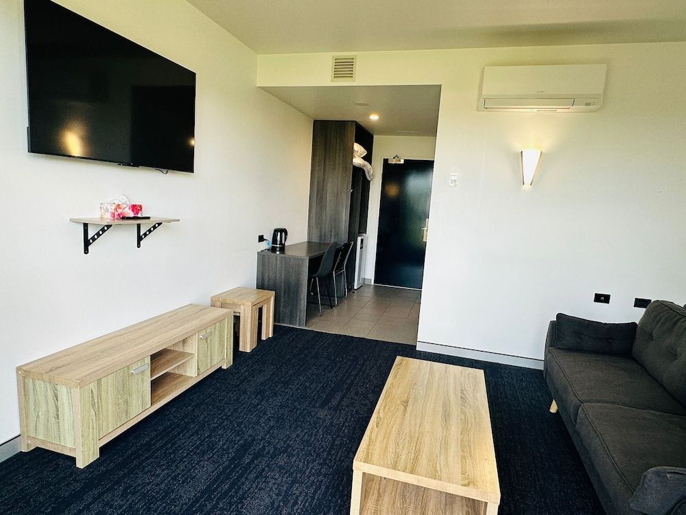 Thornton Executive Hotel Executive Room 8