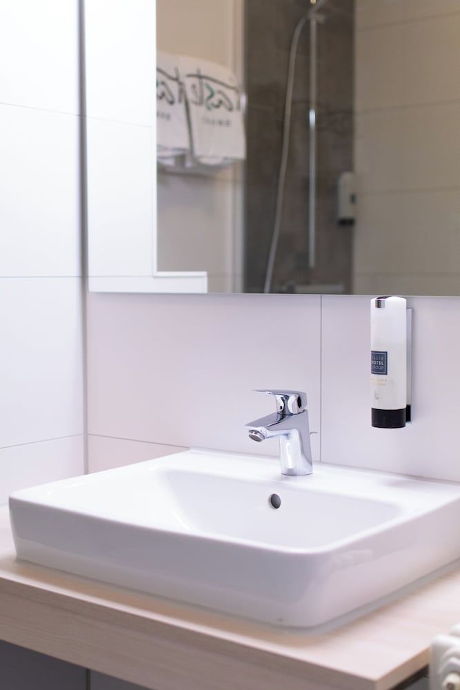 Taste Smart Hotel Lampertheim Standard Double Room 7