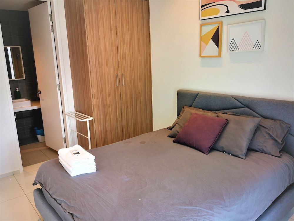 Robertson Suites Kuala Lumpur Luxury Condo, Multiple Beds, Concierge Service 6