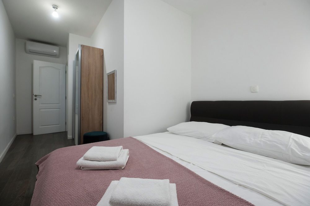 Pyrotima Apartments Apartment, 2 Bedrooms 7