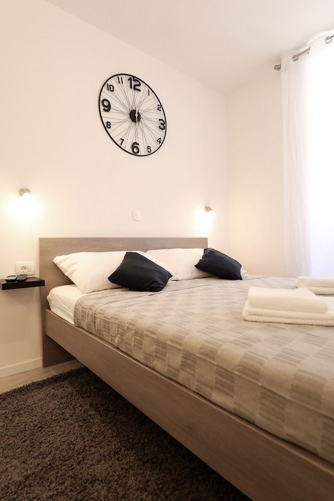 Pyrotima Apartments Studio 11