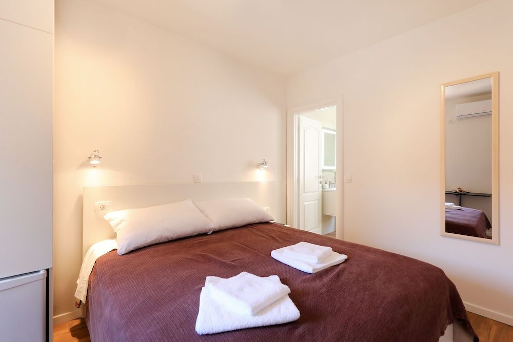 Pyrotima Apartments City Room 4