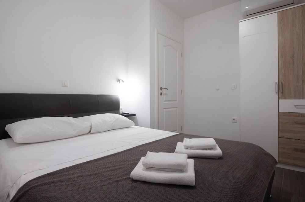 Pyrotima Apartments Apartment, 2 Bedrooms 8