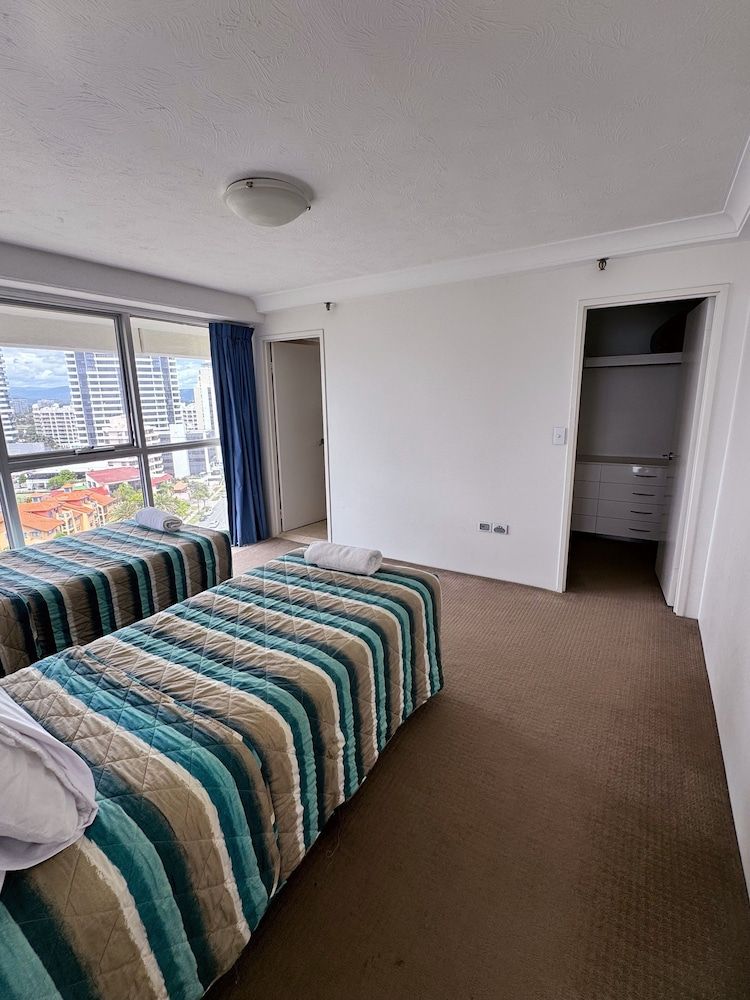 Talisman Apartments 2 Bedroom Ocean View Apartment 7