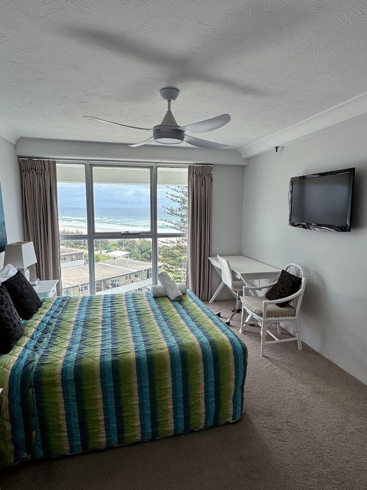 Talisman Apartments 2 Bedroom Ocean View Apartment 8