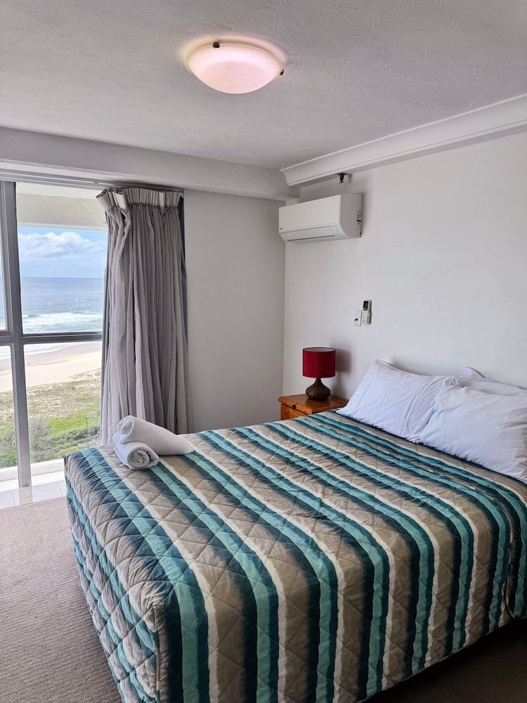 Talisman Apartments 2 Bedroom Ocean View Apartment 6