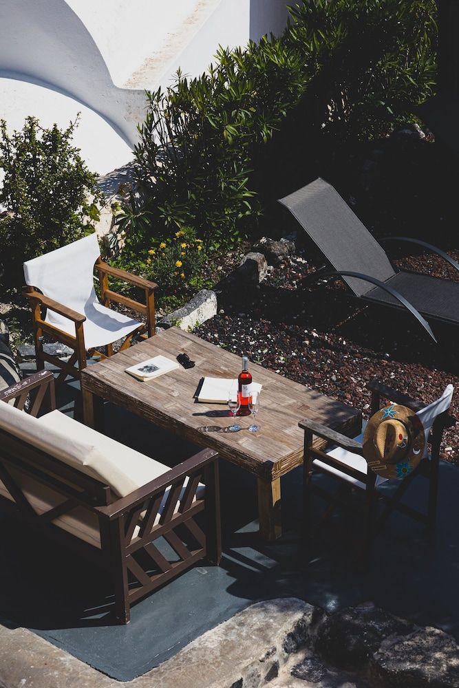 Elysian Elia Heritage Grand Cave House with Shared Plunge Pool 3