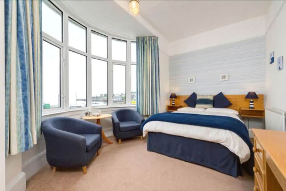 Marine Hotel Paignton Double Room 4