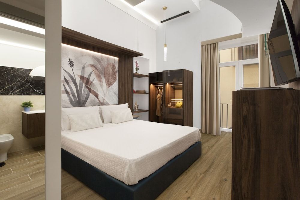 undefined Elys Suites 3