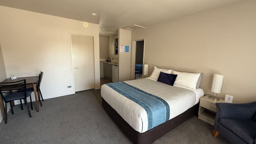 The Suites Ashburton Standard Double or Twin Room 2