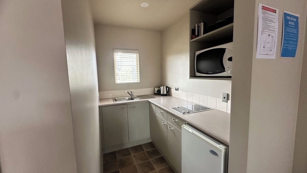 The Suites Ashburton Standard Double or Twin Room 4