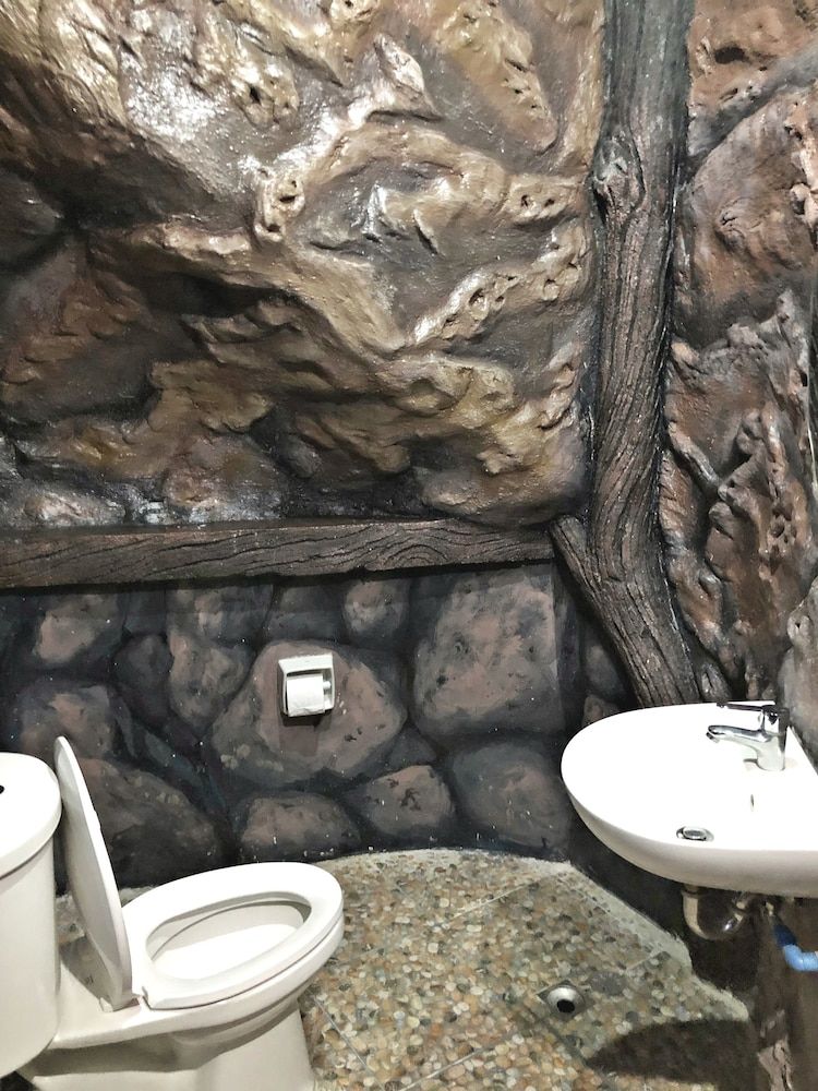 Campuestohan Highland Resort Dino Room 8