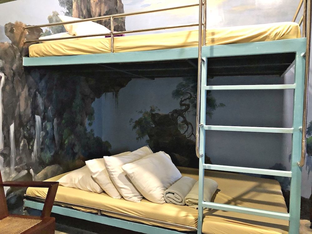 Campuestohan Highland Resort Dino Room 5