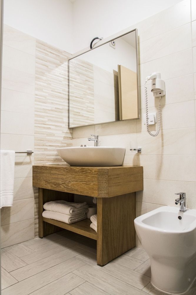 Hotel Maria Classic Quadruple Room 3