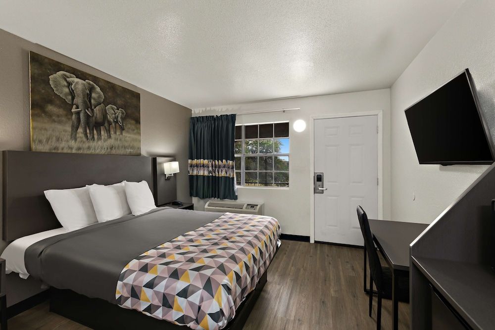 Knights Inn Belton Room, 1 Queen Bed, Non Smoking 2