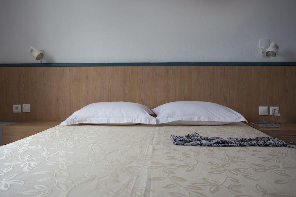 Romani Studios Perissa Double Room, 1 Double Bed, Sea View 2