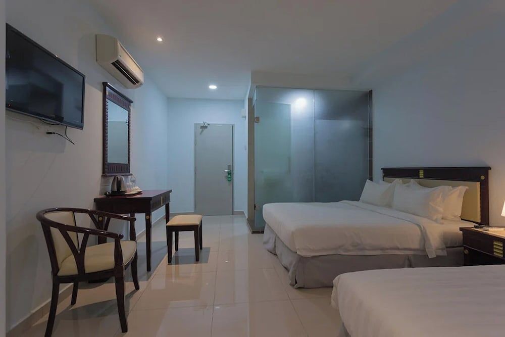 Family Quadruple Room, 2 Queen Beds