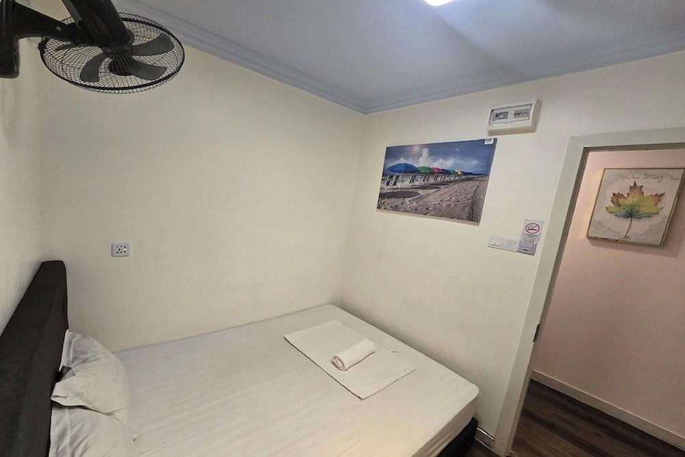 Standard Double Room, Shared Bathroom