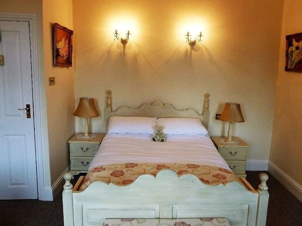 Brewers Arms Family Room