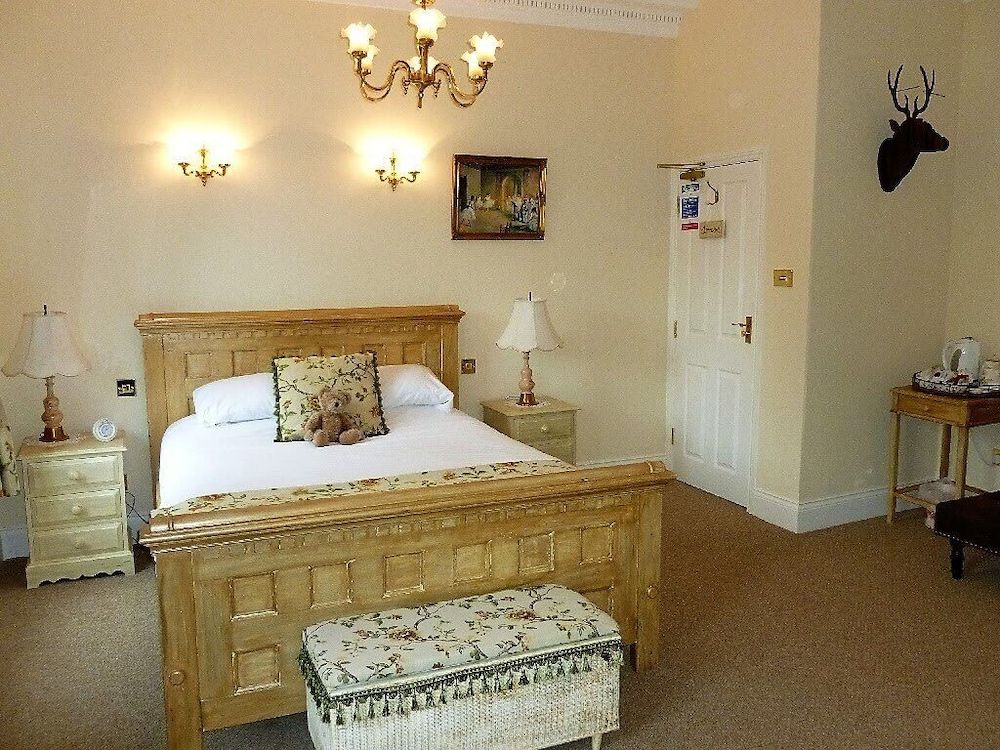 Brewers Arms Family Room 2