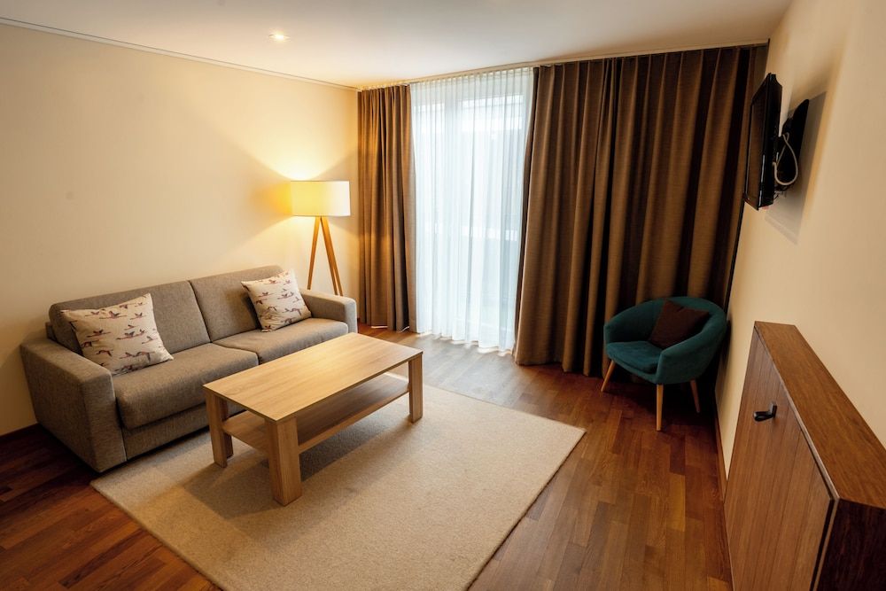 Restaurant Hotel Zum Storchen Junior Suite 2