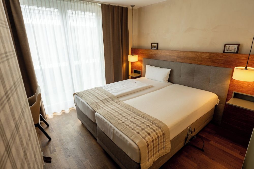 Restaurant Hotel Zum Storchen Junior Suite 7