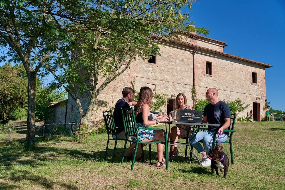 Castello di Bossi Deluxe Apartment 6