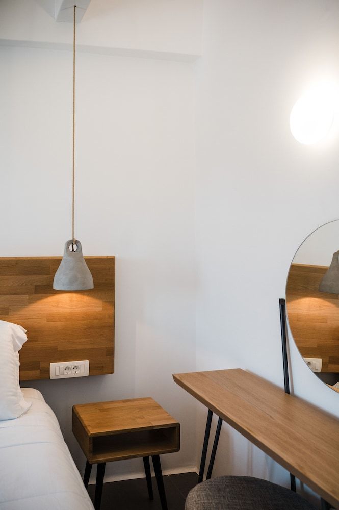 Amphitrite Suites Santorini Suite, Balcony 26