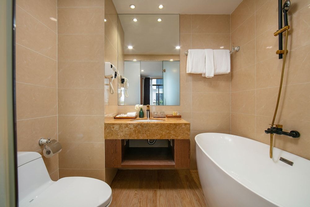 undefined Nesta Hotel Saigon 10