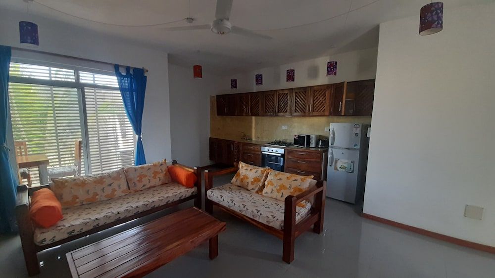 Aqua Resort Design Apartment, 1 King Bed with Sofa bed, Courtyard View 6