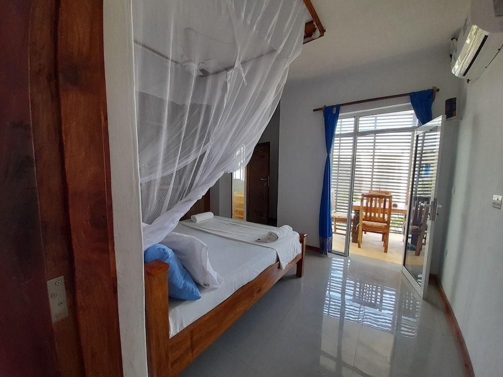 Aqua Resort Design Apartment, 1 King Bed with Sofa bed, Courtyard View