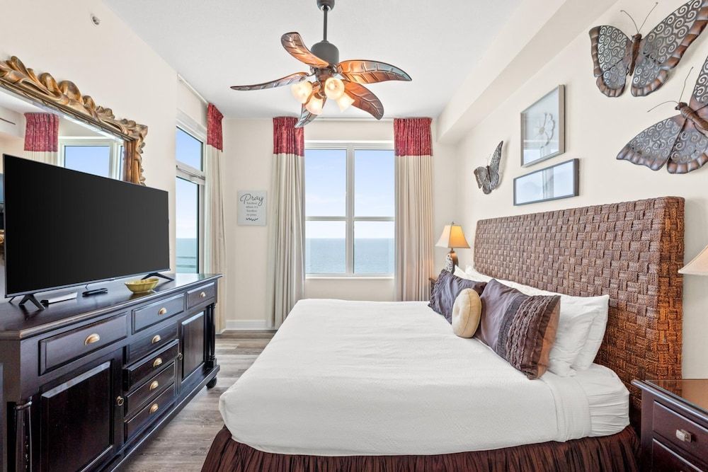 Condo, 3 Bedrooms, Ocean View (2203)