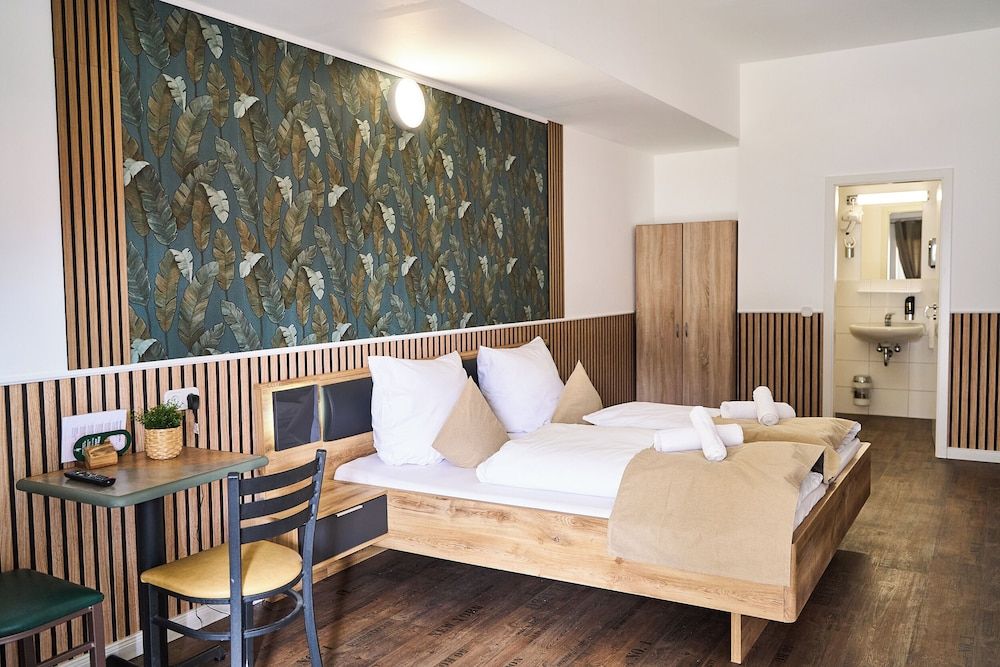 Hotel Maximo Comfort Double Room 15